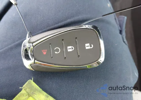 2024 Chevrolet Trax Fwd Lt z USA, uszkodzony, nr VIN KL77LHE27RC204415